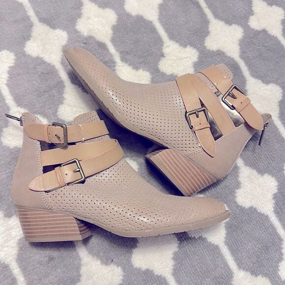 🎉Sale Today🎉Kenneth Cole Reaction Luck 7.5 Heeled Leather Bootie Boots - Picture 7 of 8